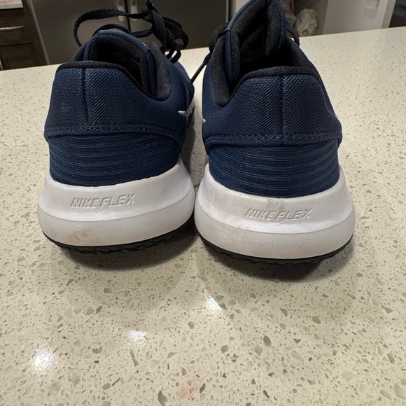 Nike Flex Control 4 Athletic Running Sneakers Size 9 Mens Midnight Navy Black - Picture 9 of 9